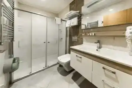 Ayder Hasimoglu - 36