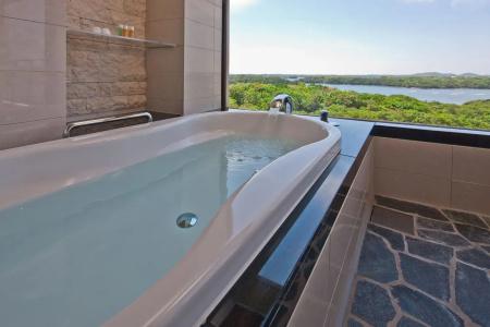 Shima Kanko The Bay Suites - 16