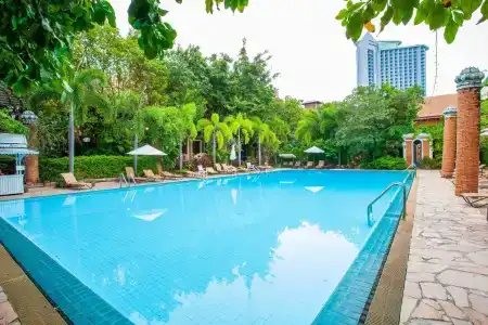 Floral · Dolphin Circle Pattaya - 18
