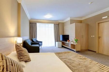 Romance & Family Suites - 145