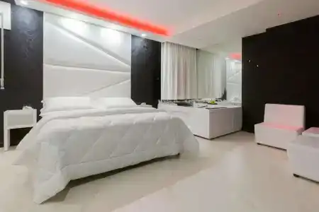 Reggia Suite Spa - 13