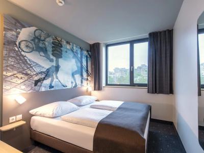 B&B München-Olympiapark - 27