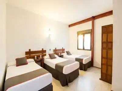 Parador de Santiago - Hostal Reis Catolicos - 28