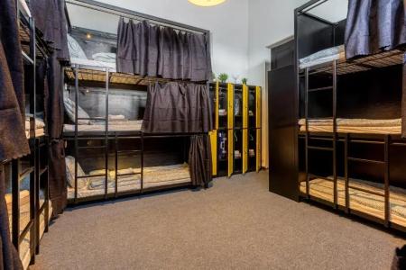 Bee Hostel - 0