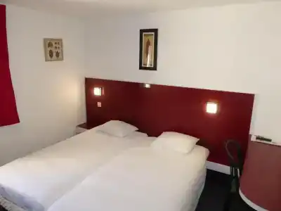 Hôtel Le Cosy Blois Villebarou - 37