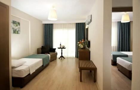 Supreme - 62