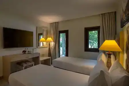 DoubleTree by Hilton Bodrum Marina Vista - 49