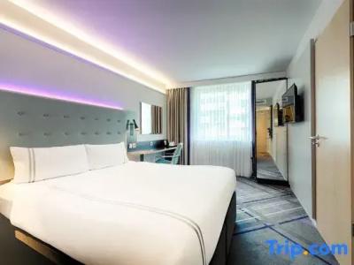Holiday Inn Express Berlin City Centre West - 79