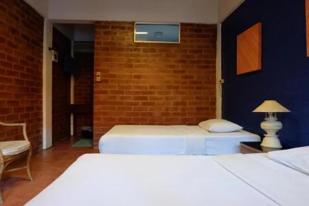 Red Brick - 26