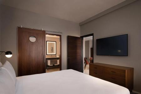 Four Points by Sheraton - 51