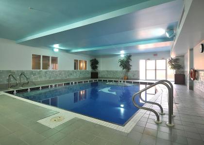 Hampton Inn & Suites by Hilton-Airport - 15