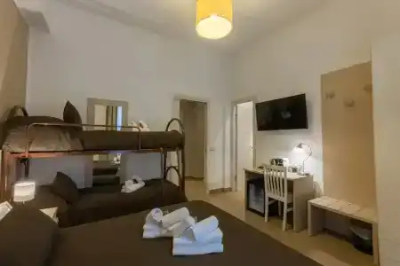 b&b Cairoli - 82