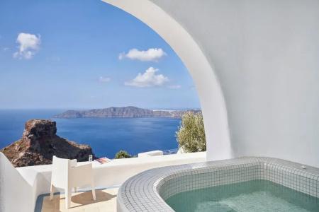 Astra Suites - 103