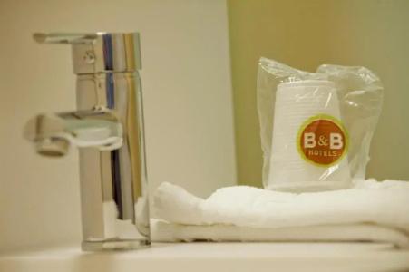 b&b hôTel Reims Bezannes - 26