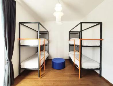 Tric Trac Hostel - 16