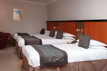 Best Western Corona - 35