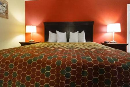 Econo Inn & Suites - 39
