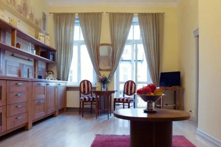 Chopin Boutique - 114