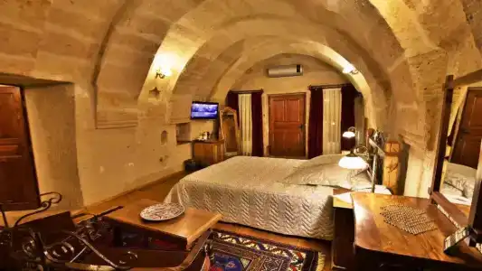 Harman Cave - 162