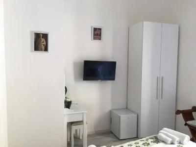 La Tana Dei Leoni Affittacamere - 8