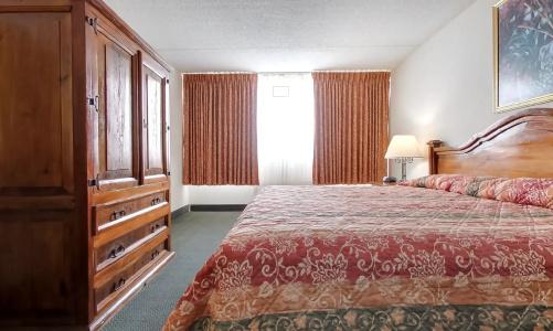 Miami Gardens Inn & Suites - 83