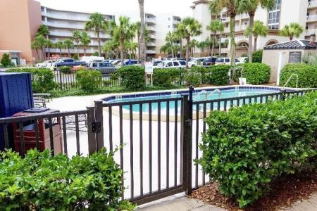 Hampton Inn - 118