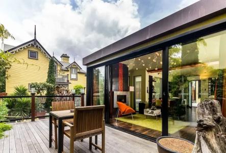 Corinda Contemporary - 45