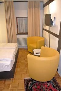 Hotel-Restaurant Goldenes Lamm - 62