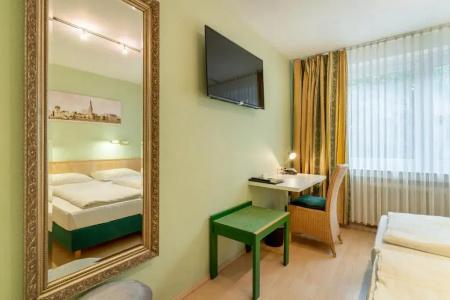 Arosa Düsseldorf Oberkassel - 25