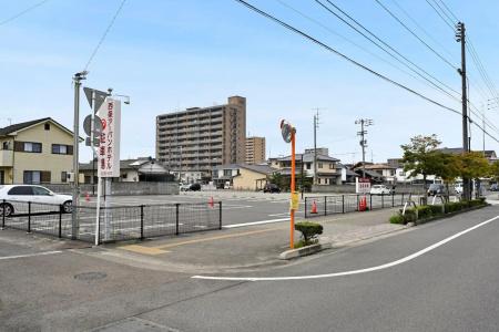 Saijo Urban - 9