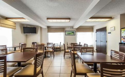 Sleep Inn International Airport - 22