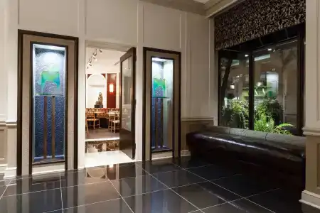 The Whitehall - 11