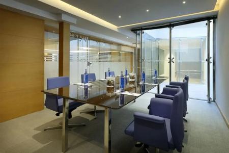 Hyatt Regency Hesperia - 8