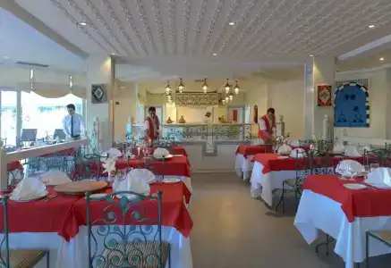 Курортный отель One El Mansour - 24