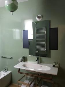 Rarity Suites - 7