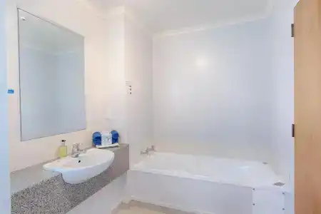 Bella Vista - 53