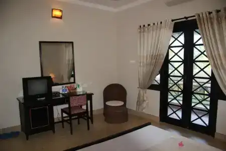 Orchid Boutique Beach Resort - 9