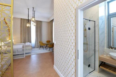 1552 Boutique - 53