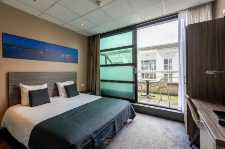 Docklands - 30