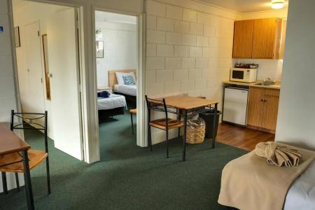 Alpha Motor Inn - 6