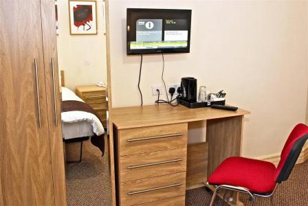 Oyo Central Golders Green - 16