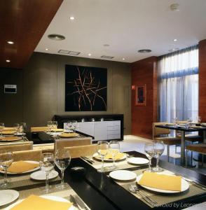 Ac Los Vascos By Marriott - 15