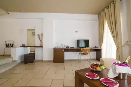 Antinea Suites & Spa - 93
