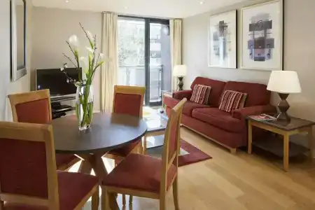 Marlin Canary Wharf - 77