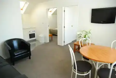Rosewood Court - 50