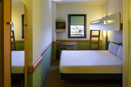 Ibis Budget Zaragoza - 33