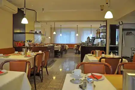 Astoria - 14