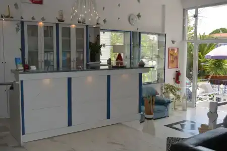 Victor Eleni - 1