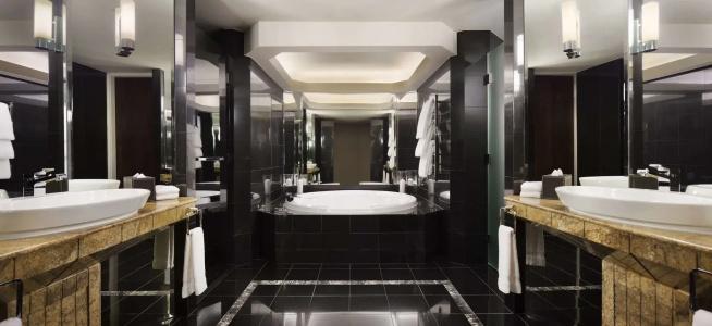 Grand Hyatt - 10