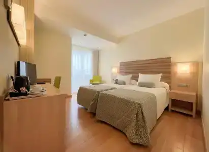 Riviera Beac- Adults Recomended - 2